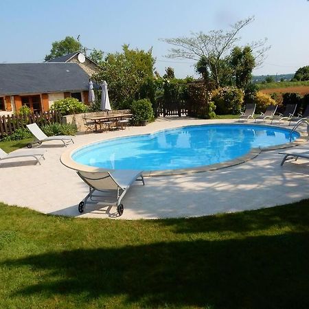 3 Self-Contained Gites With Pool And Games Room Saint-Georges-de-Noisné Eksteriør bilde
