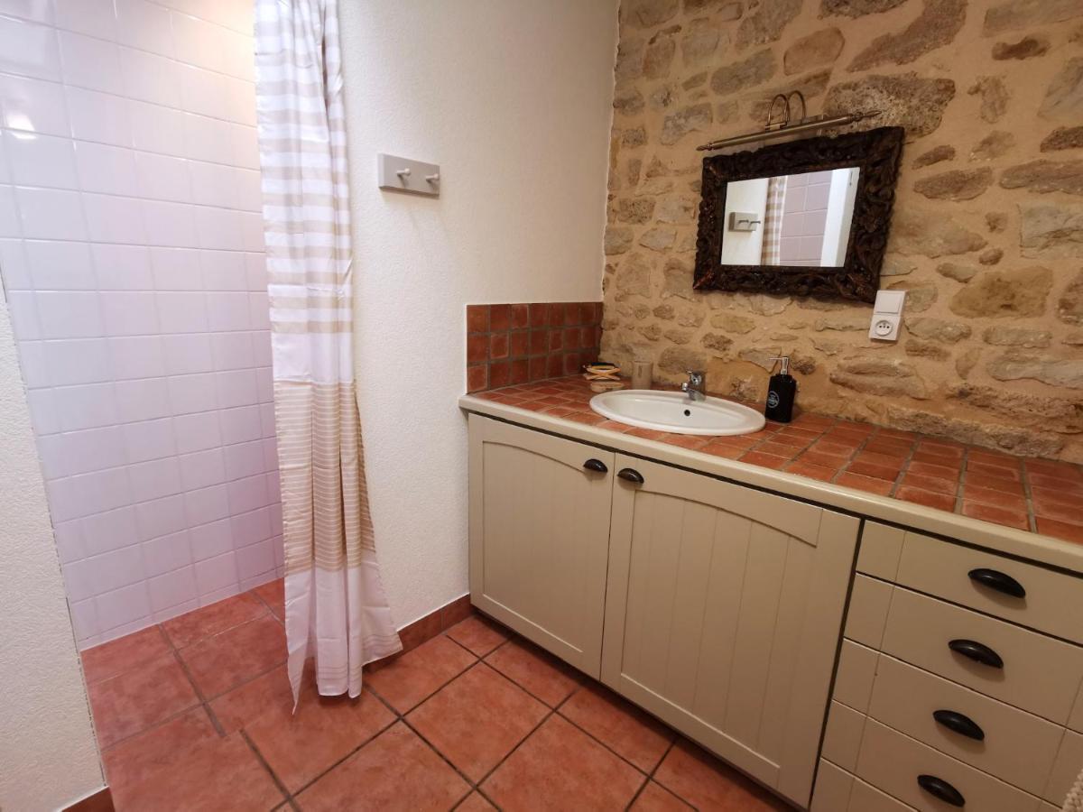 3 Self-Contained Gites With Pool And Games Room Saint-Georges-de-Noisné Eksteriør bilde