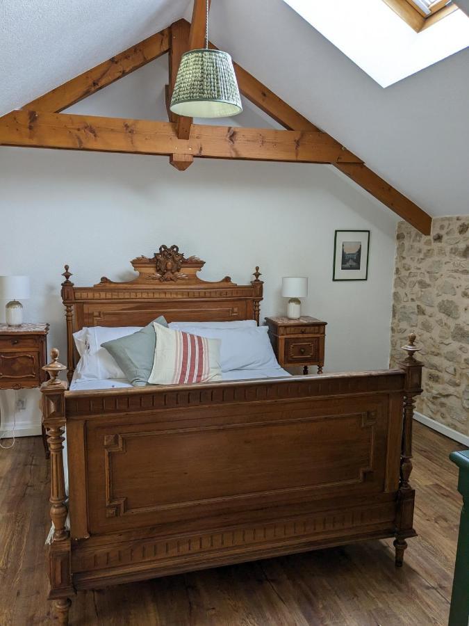 3 Self-Contained Gites With Pool And Games Room Saint-Georges-de-Noisné Eksteriør bilde