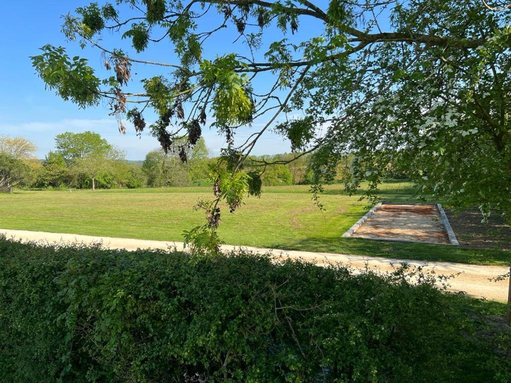 3 Self-Contained Gites With Pool And Games Room Saint-Georges-de-Noisné Eksteriør bilde